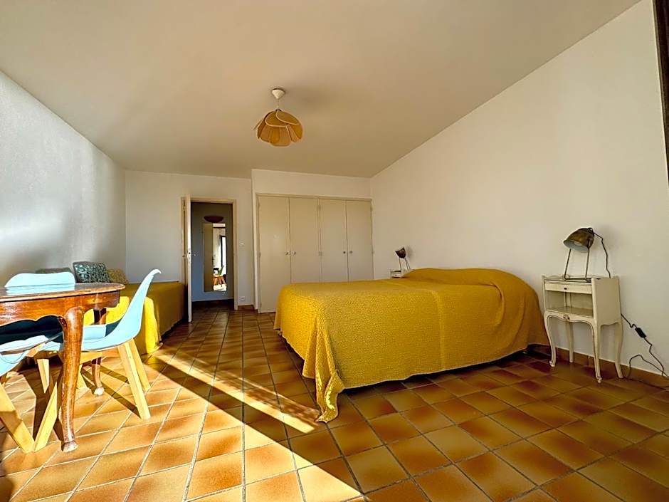 Résidence hôtelière Le Provençal à Giens - Bord de mer