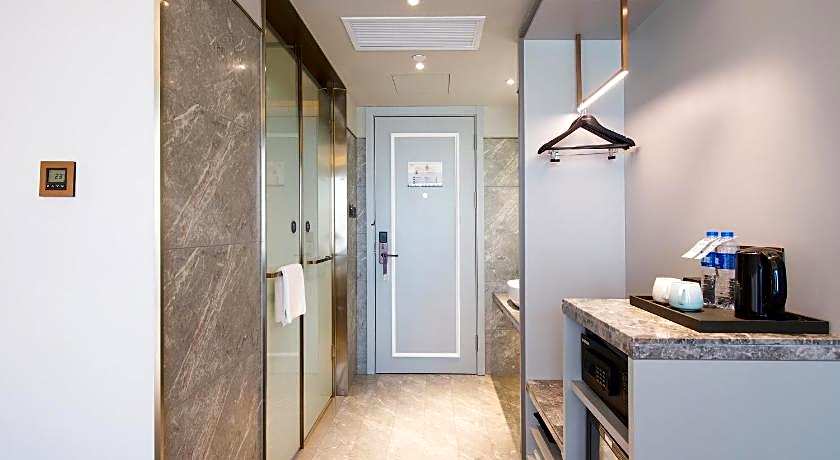 Mercure Harbin Hexing Road