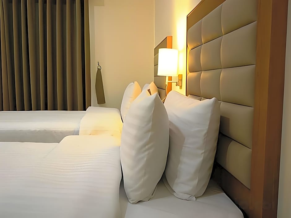 Hotel One Lalazar Multan