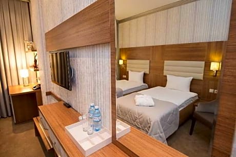 STANDARD, DOUBLE OR TWIN BED