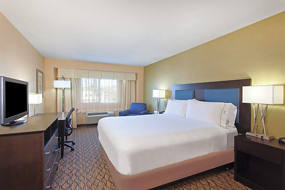 Holiday Inn Express Newport Beach By IHG