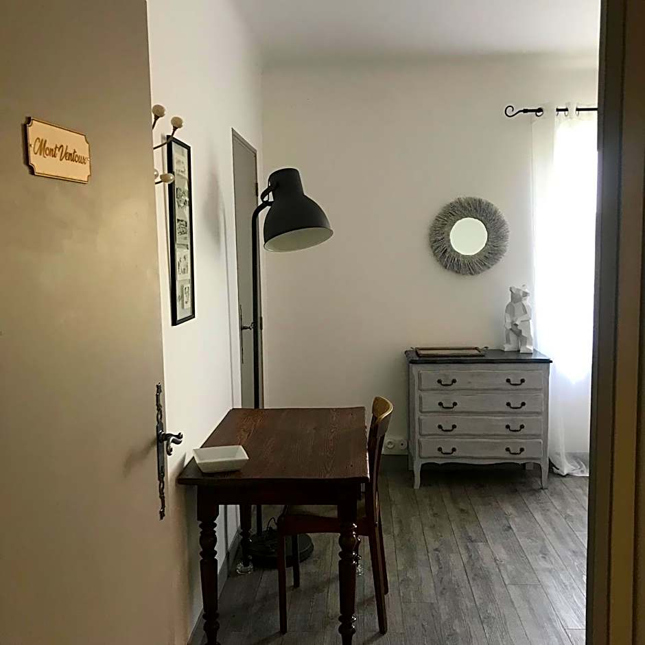 Chambres d'Hôtes et Gîtes Le Mas Mellou