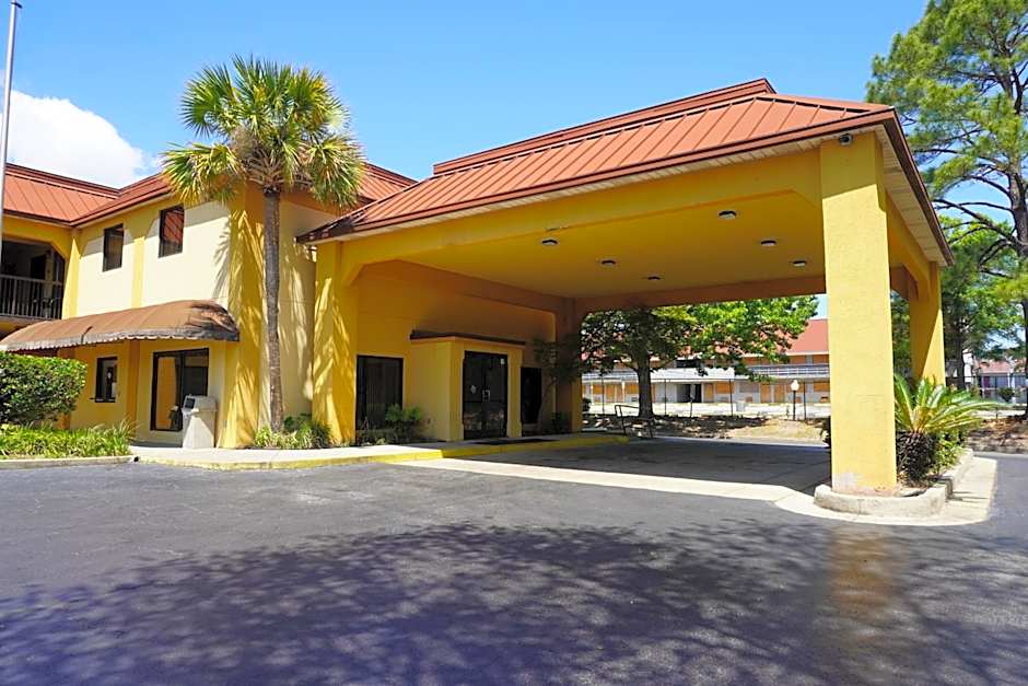 Fairview Inn & Suites Mobile