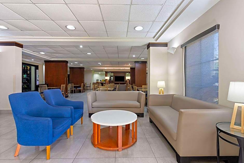 Wyndham Garden Monterrey Aeropuerto