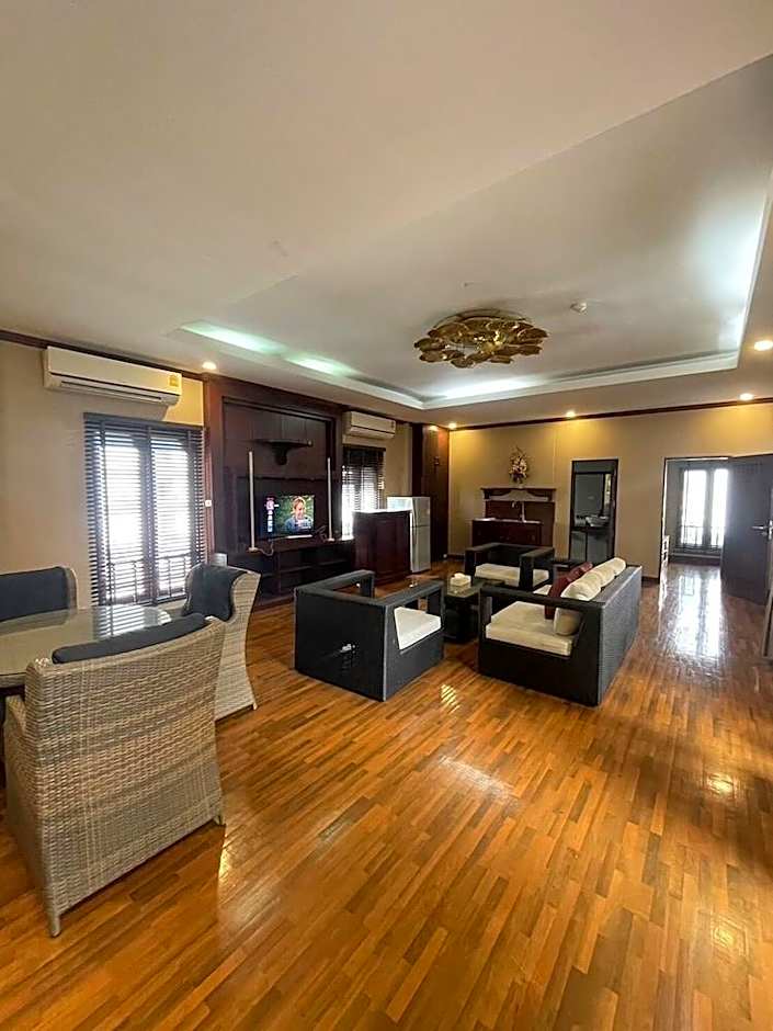 Yotaka Boutique Hotel