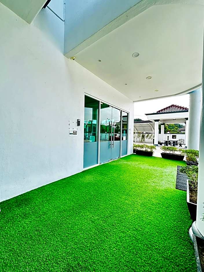 LESTARI INN RESIDENCE