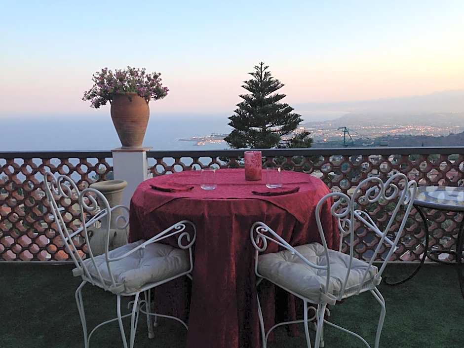 Villa Greta Hotel Rooms & Suites