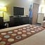 Super 8 by Wyndham Pasadena