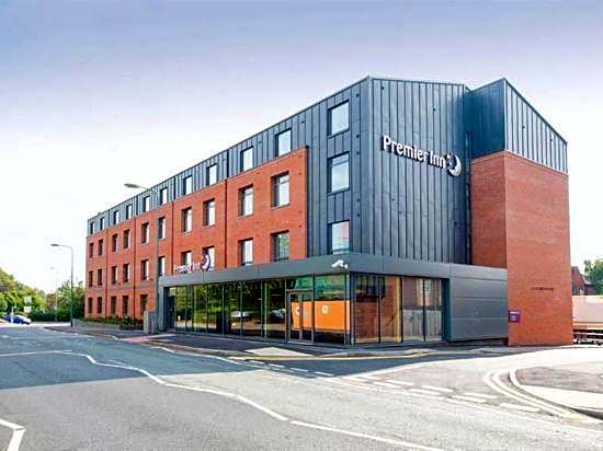 Premier Inn Lichfield City Centre