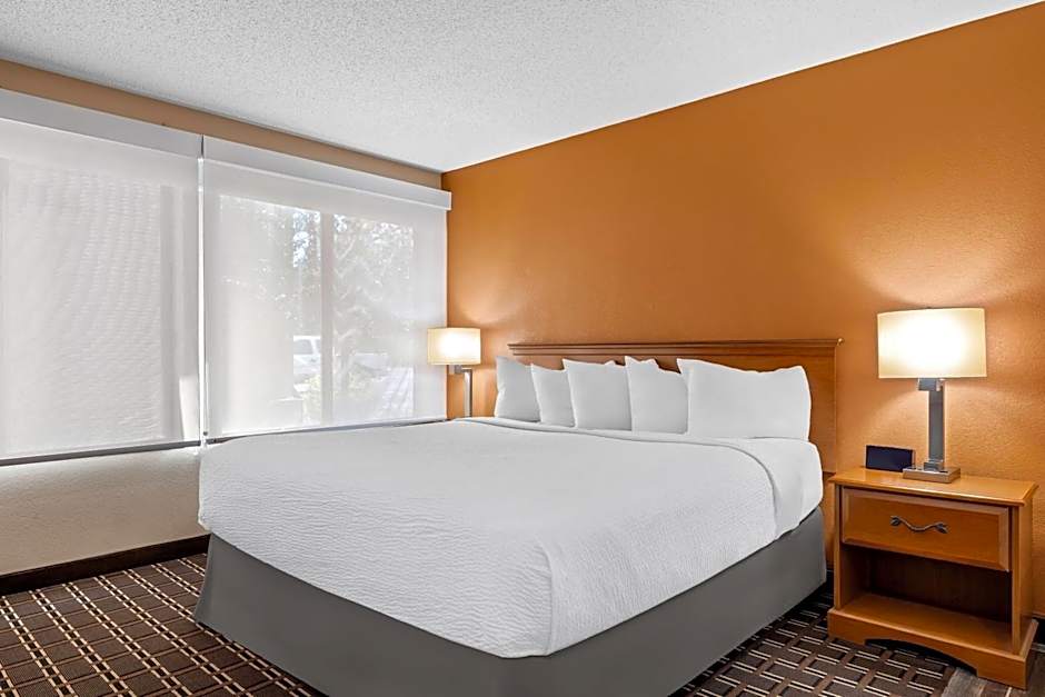 Days Inn by Wyndham Black River Falls