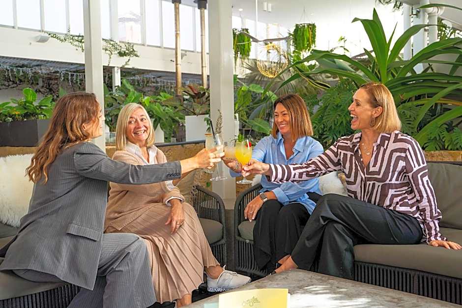 Cottesloe Beach Hotel