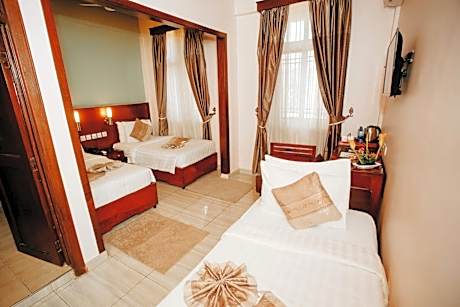 Deluxe Triple Room