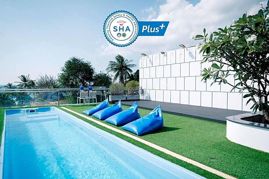 BearPacker Patong Hostel