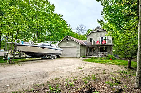Creek Side Cozy & Serene Cottage Home