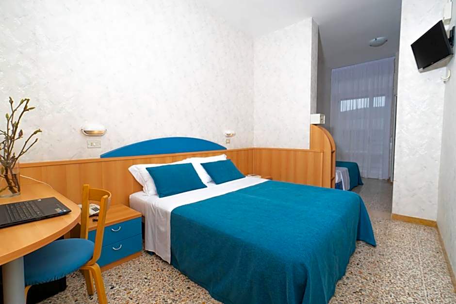 Hotel Sampaoli