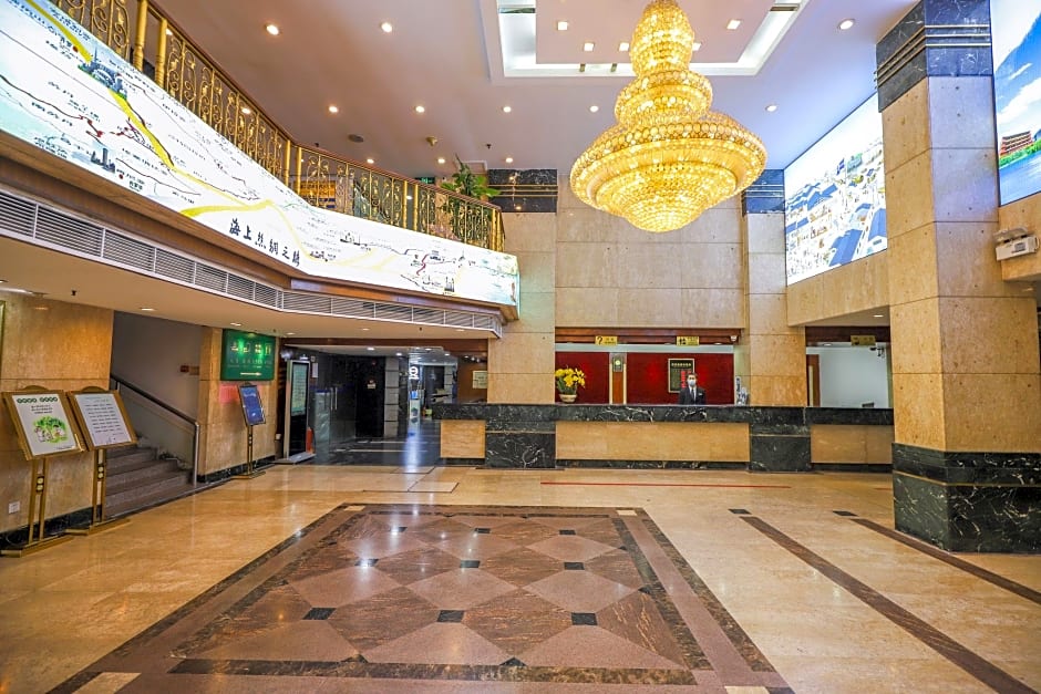 Five Rams City Hotel