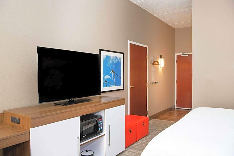 Hampton Inn By Hilton Erie-South