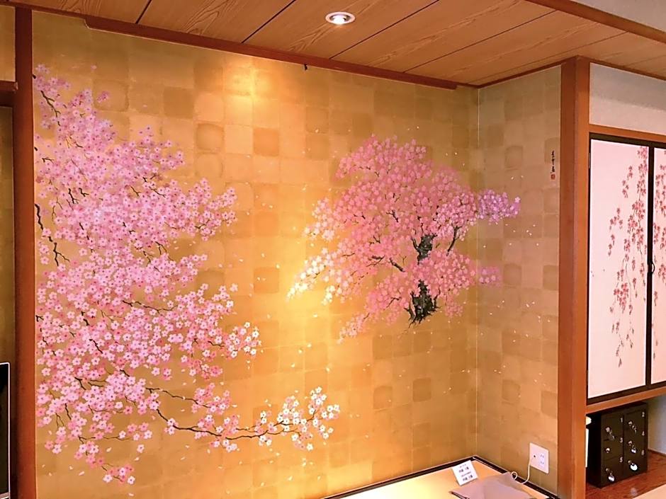 Hotel Hoho "A hotel overlooking the Echigo Plain and the Yahiko mountain range" formerly Hotel Oohashi Yakata-no-Yu