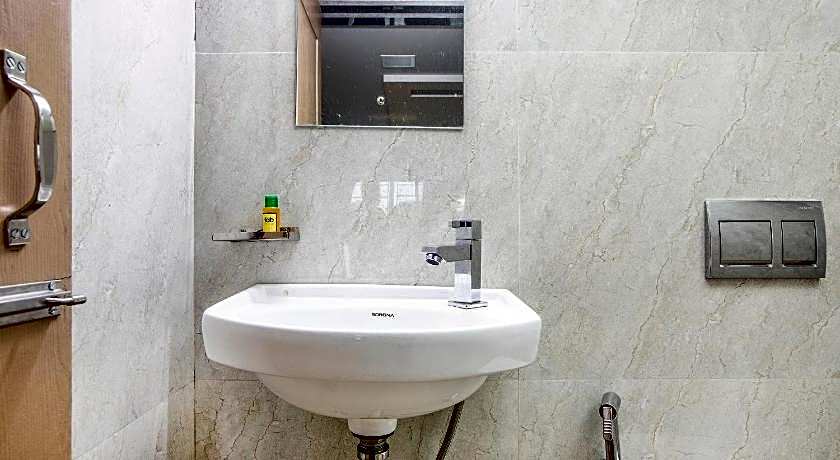 FabHotel Silver Lake