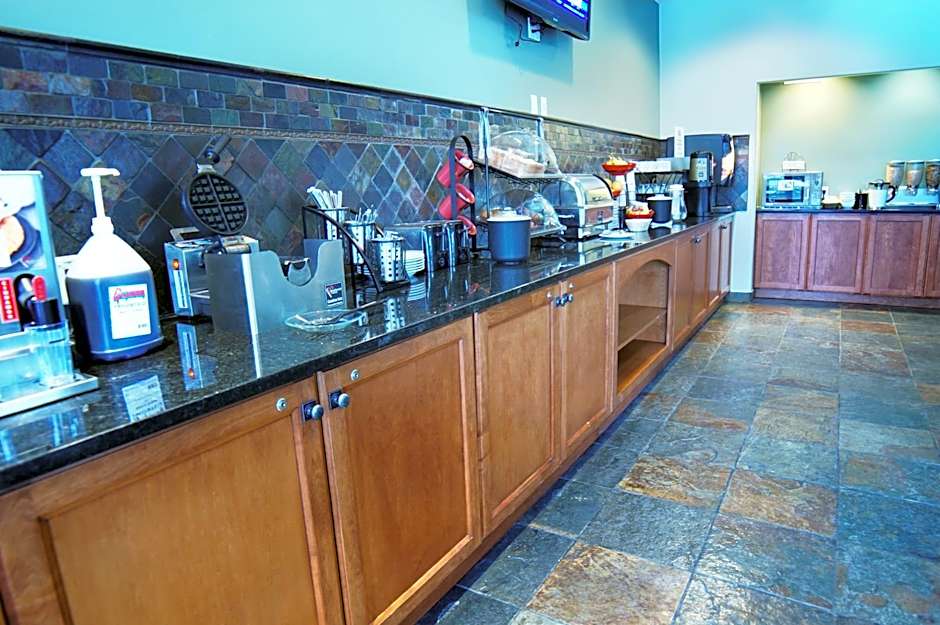 Ramada Limited Merritt