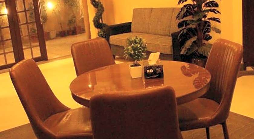 Hotel Inn – Karachi, OK