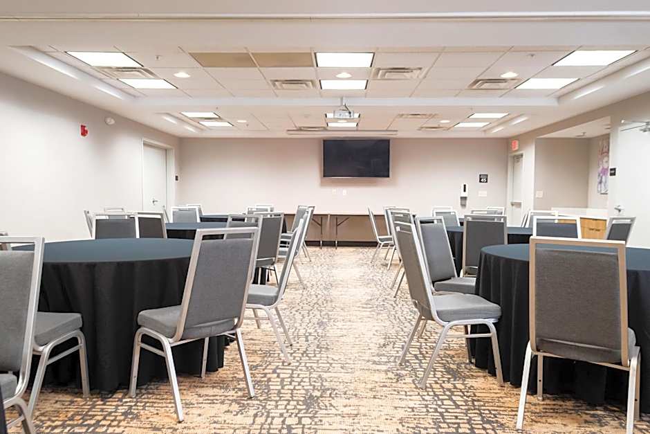 Hampton Inn & Suites Chicago/St. Charles