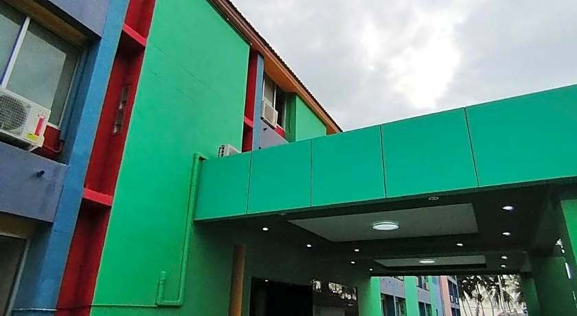 The Sea Bangsean Hotel