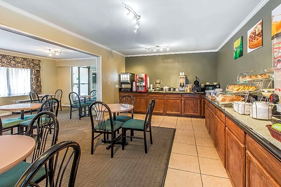 Quality Inn Homewood Birmingham I-65 – Homewood, AL