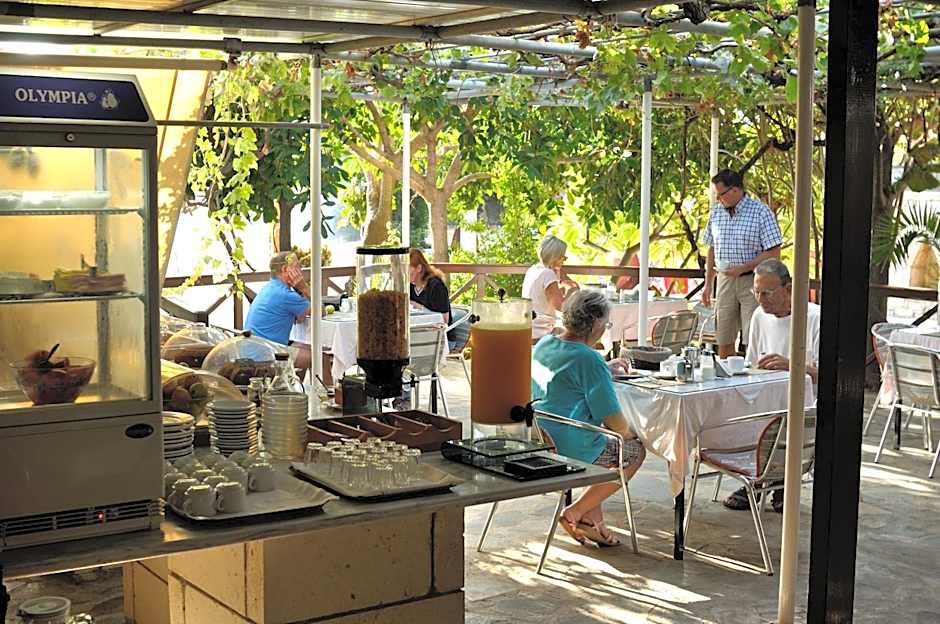 Hotel Marina Village