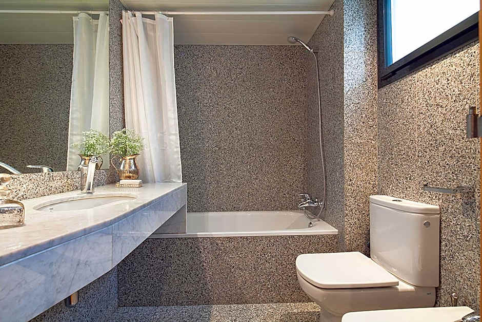 Apartment Barcelona Rentals - Sarria Apartments Near Center
