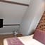 B&B Charles Cabour