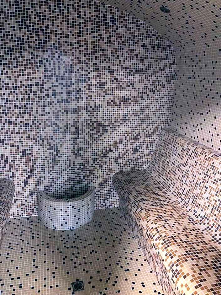 Хотел "Загоре"