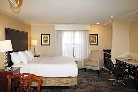 Wingate by Wyndham Bellingham Heritage Inn