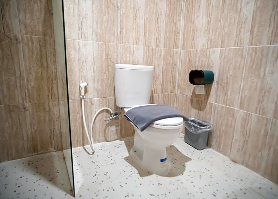 Elephant Inn and Suite by Sajiwa