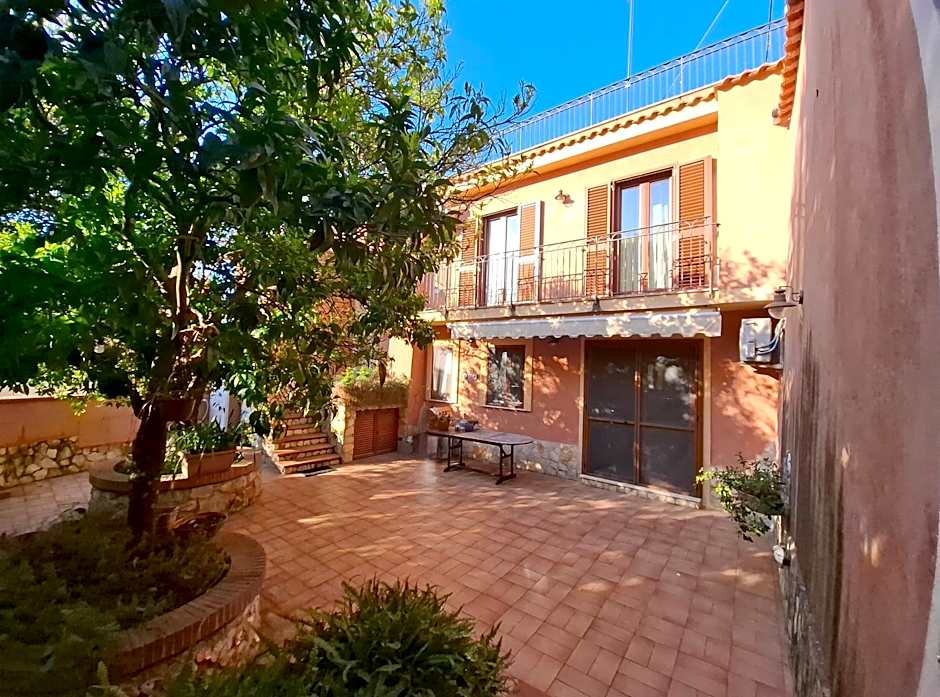 Santa Lucia B&B