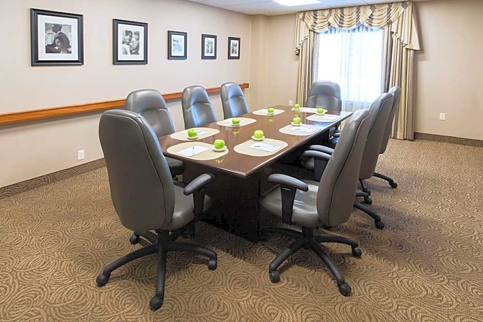 Hampton Inn Boston-Norwood