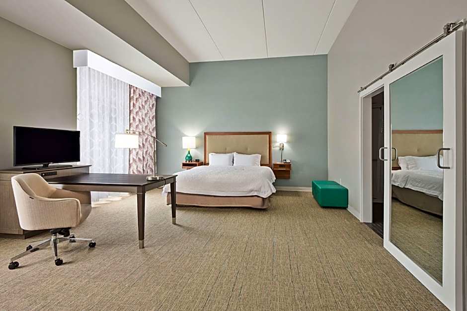 Photo 1 of 7 of Studio 1 King Bed, Mobility Accessible, Roll in Shower