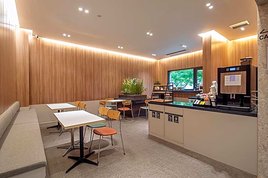 Cloud in Hotel Mokpo Peace Square