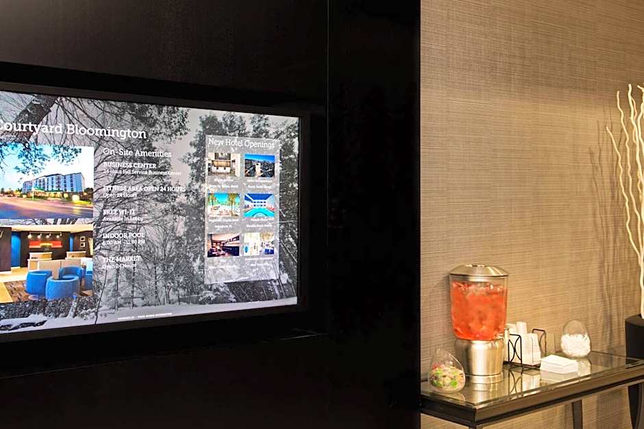Courtyard by Marriott Bloomington