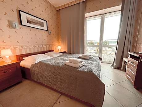 Double Room with Lake View