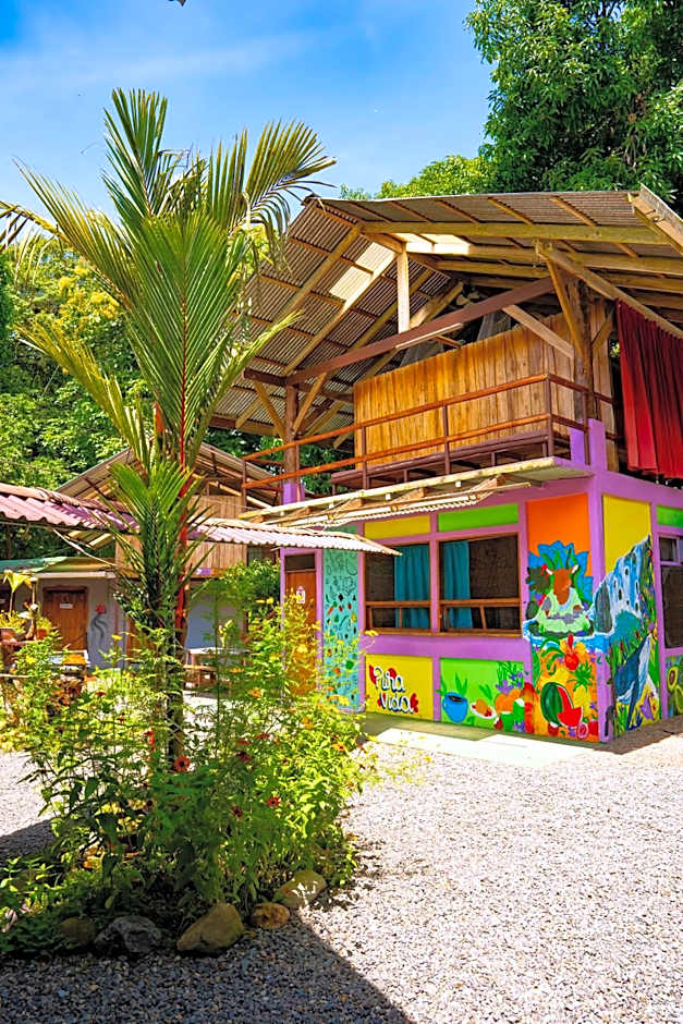 Flutterby House Hostel