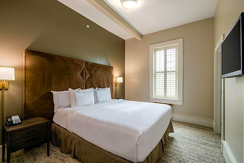 Hotel Florence, Tapestry Collection by Hilton