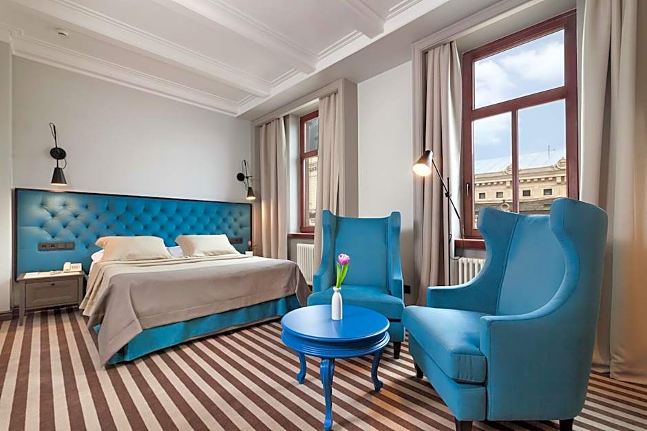 PANORAMA Lviv Hotel