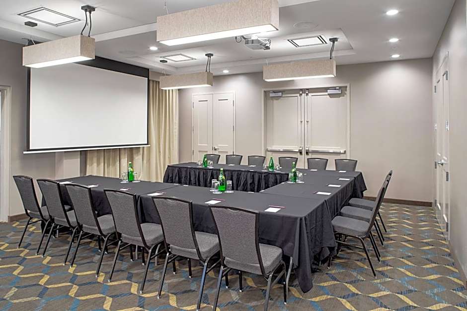 Residence Inn by Marriott Toronto Mississauga West