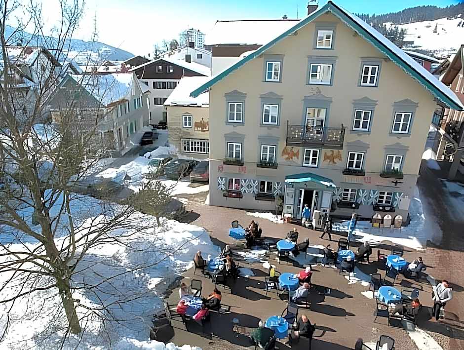 Hotel Adler