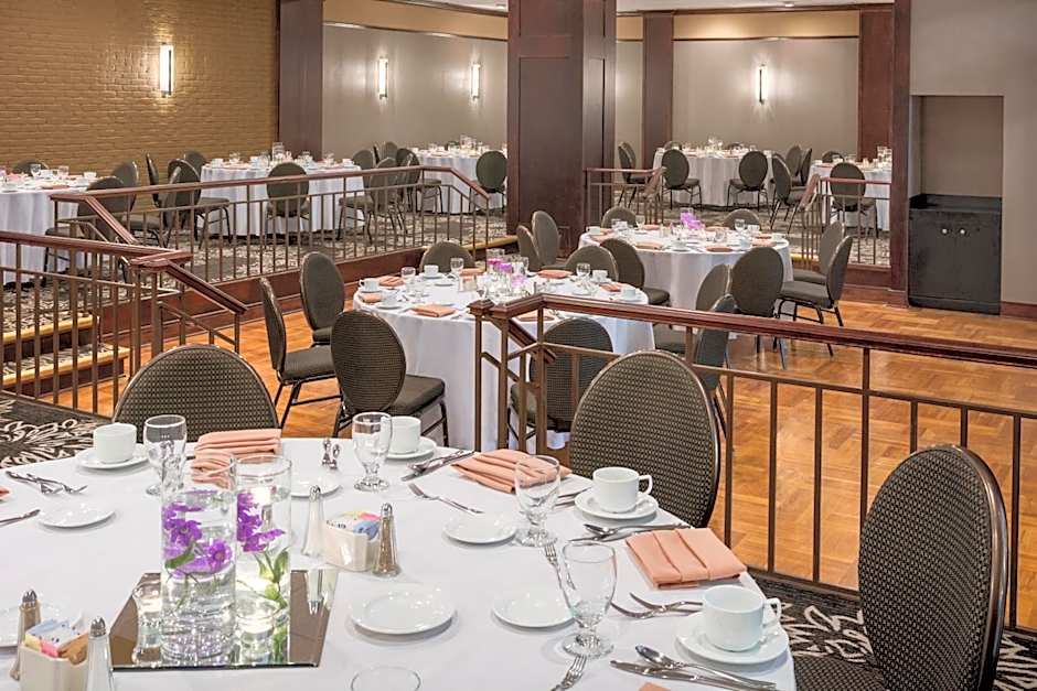 Sonesta Suites Dallas Park Central