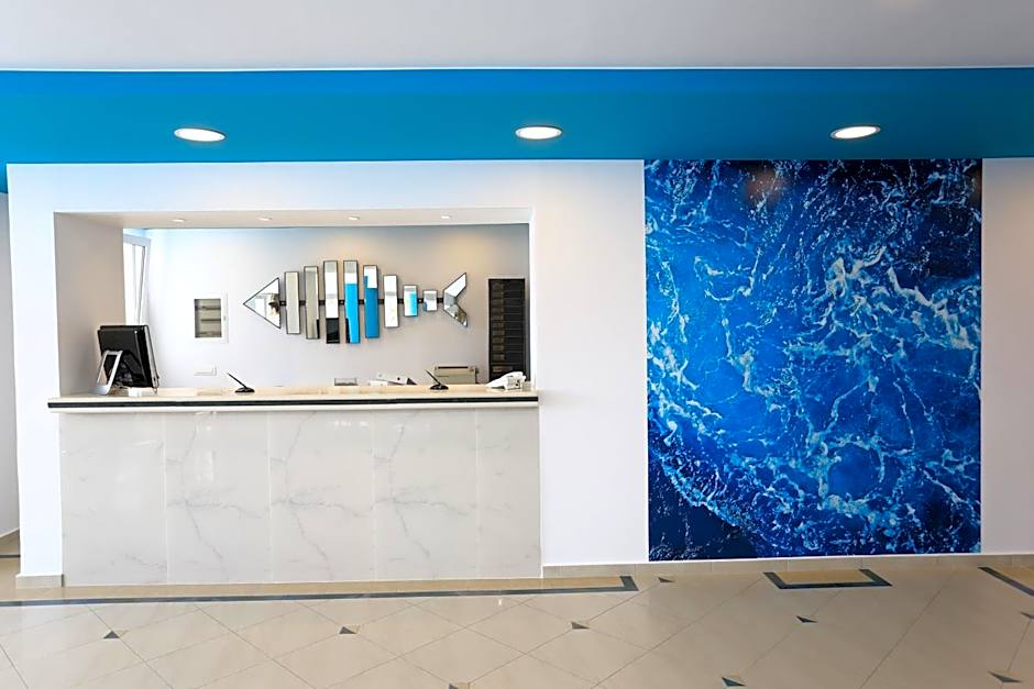 Blu Acqua Hotel