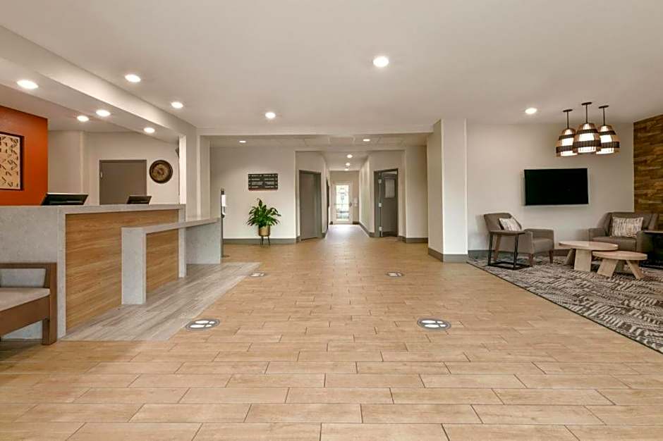 Candlewood Suites Springfield By IHG