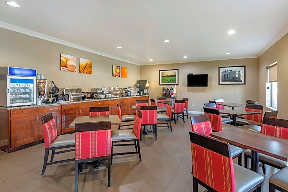 Comfort Inn & Suites Muncie