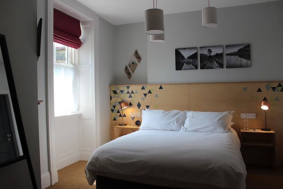 Photo 1 of 4 of 1 King Bed